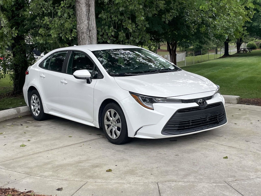 Used 2024 Toyota Corolla LE Sedan
