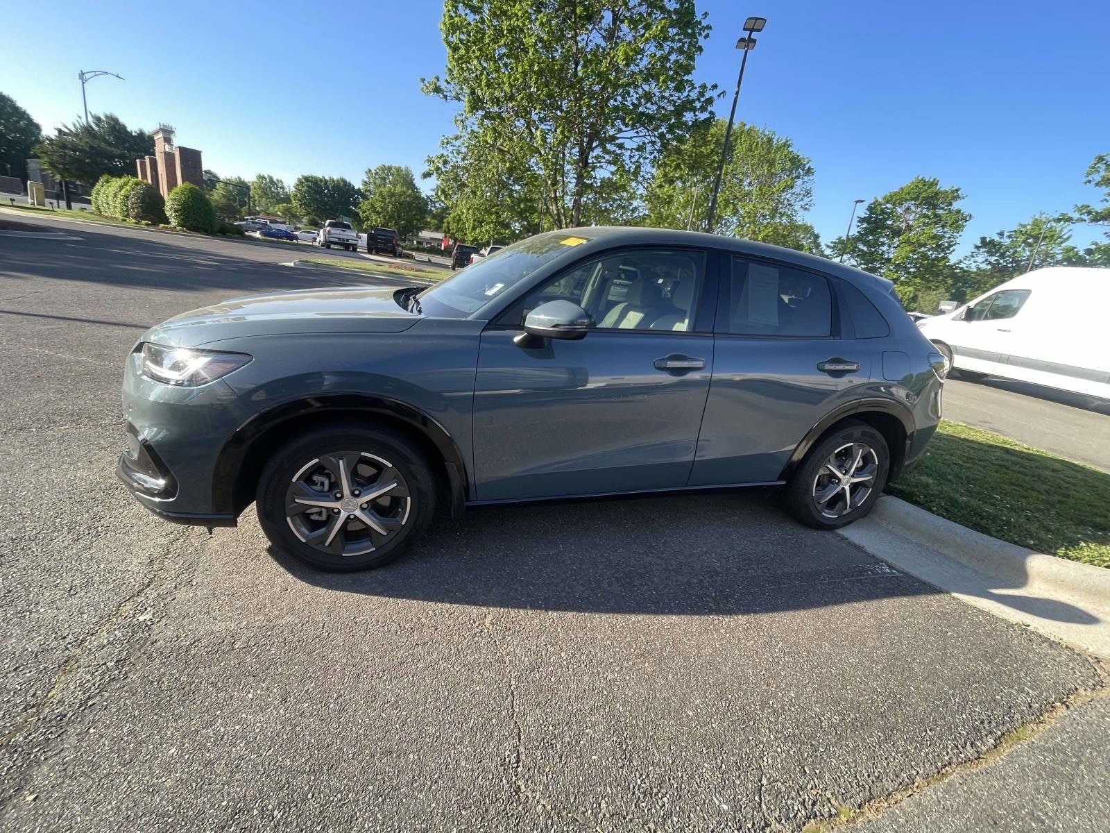 2023 Honda HR-V EX-L photo 5