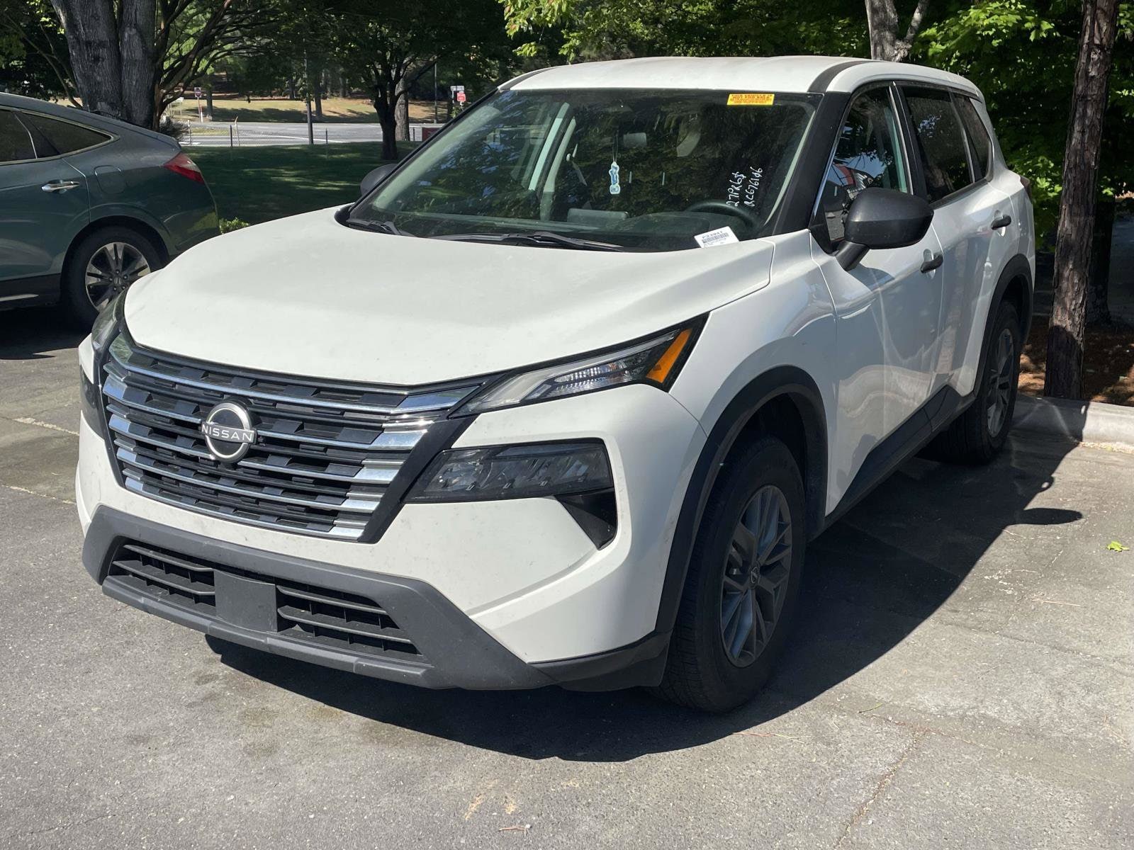 2024 Nissan Rogue S photo 3