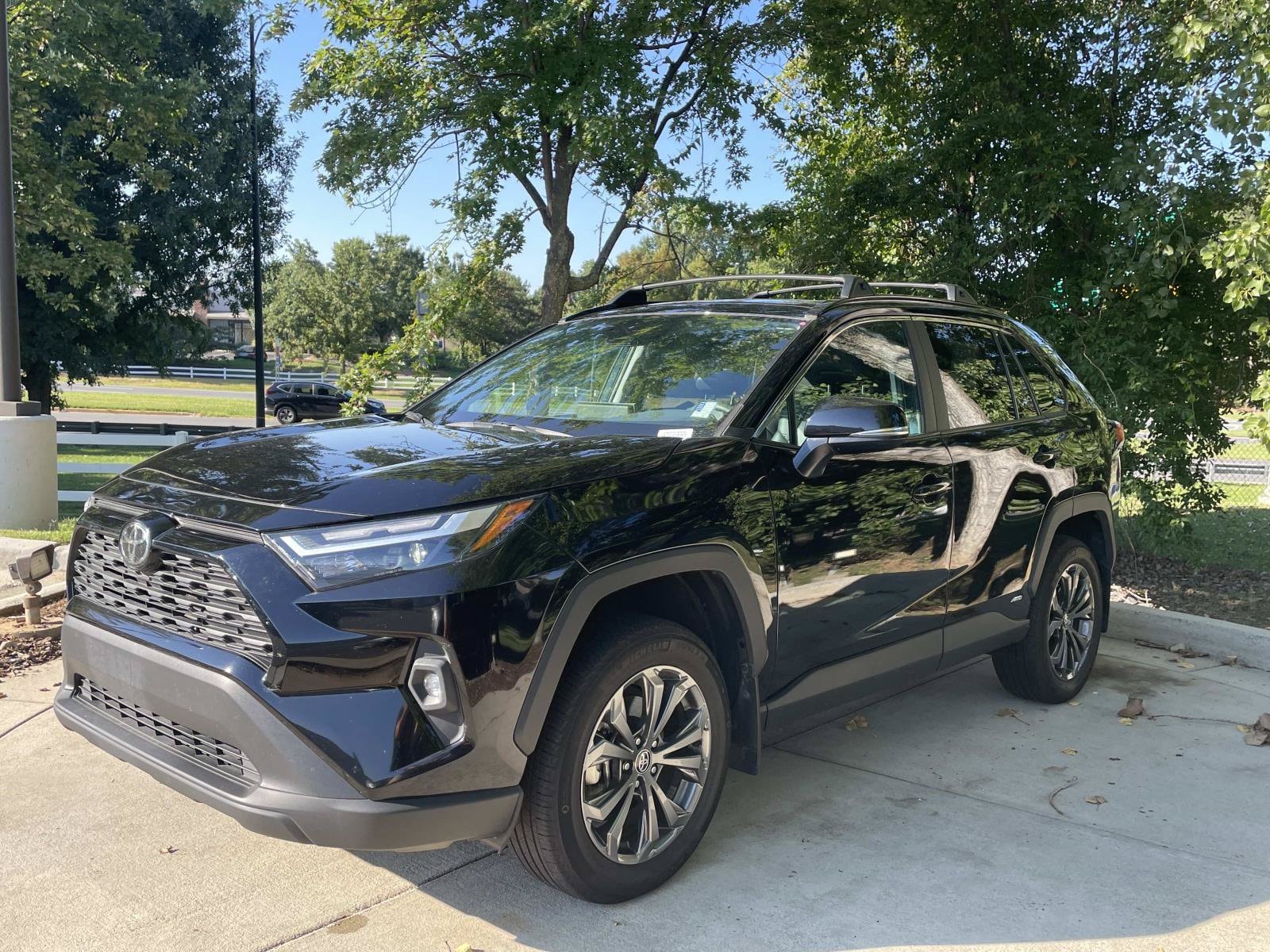 2025 Toyota RAV4 Hybrid XLE Premium