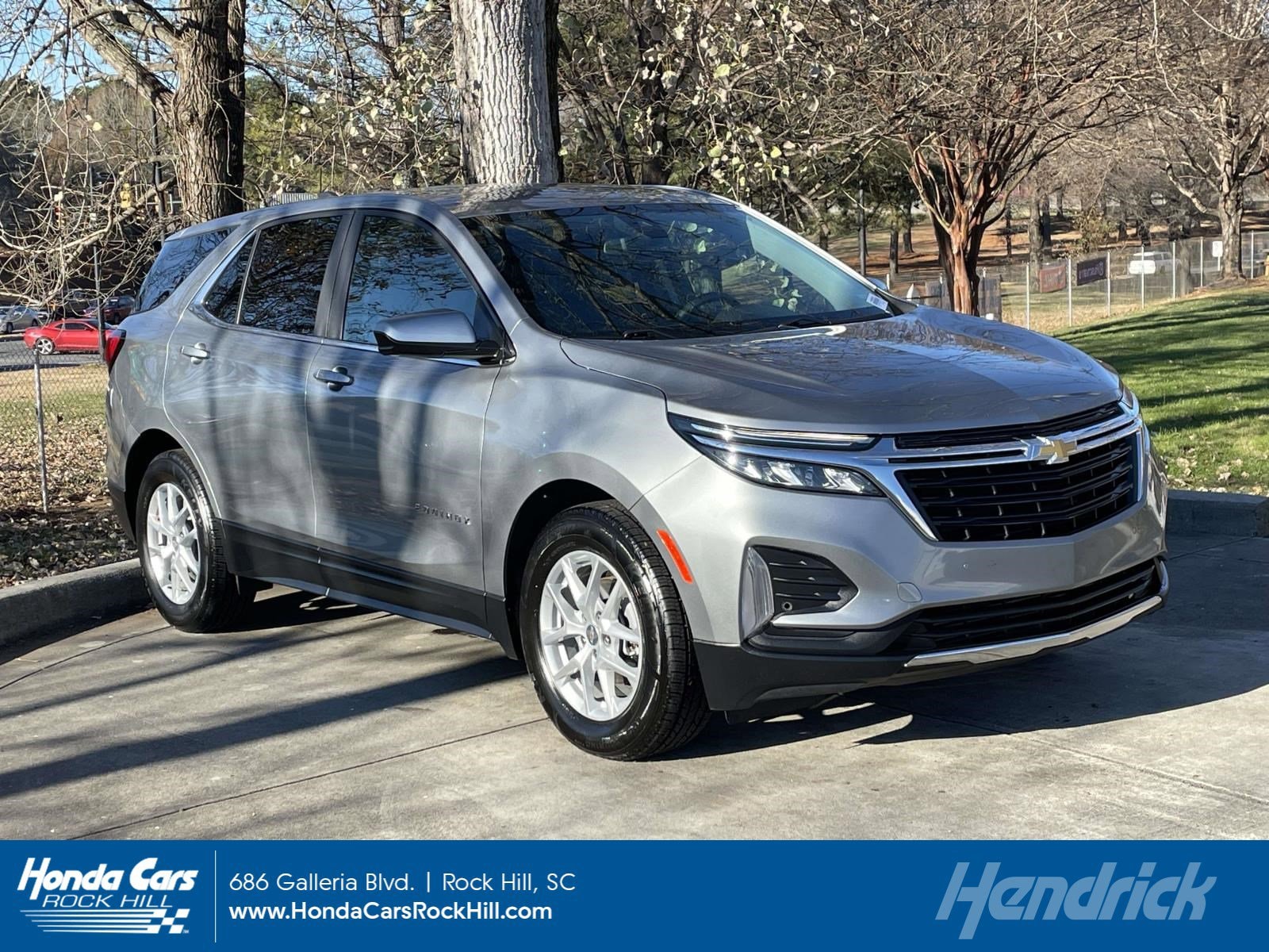 2024 Chevrolet Equinox LT's photo