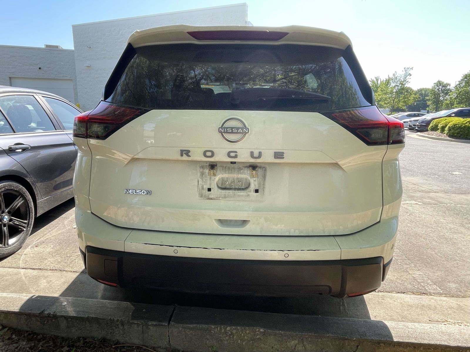 2024 Nissan Rogue S photo 6