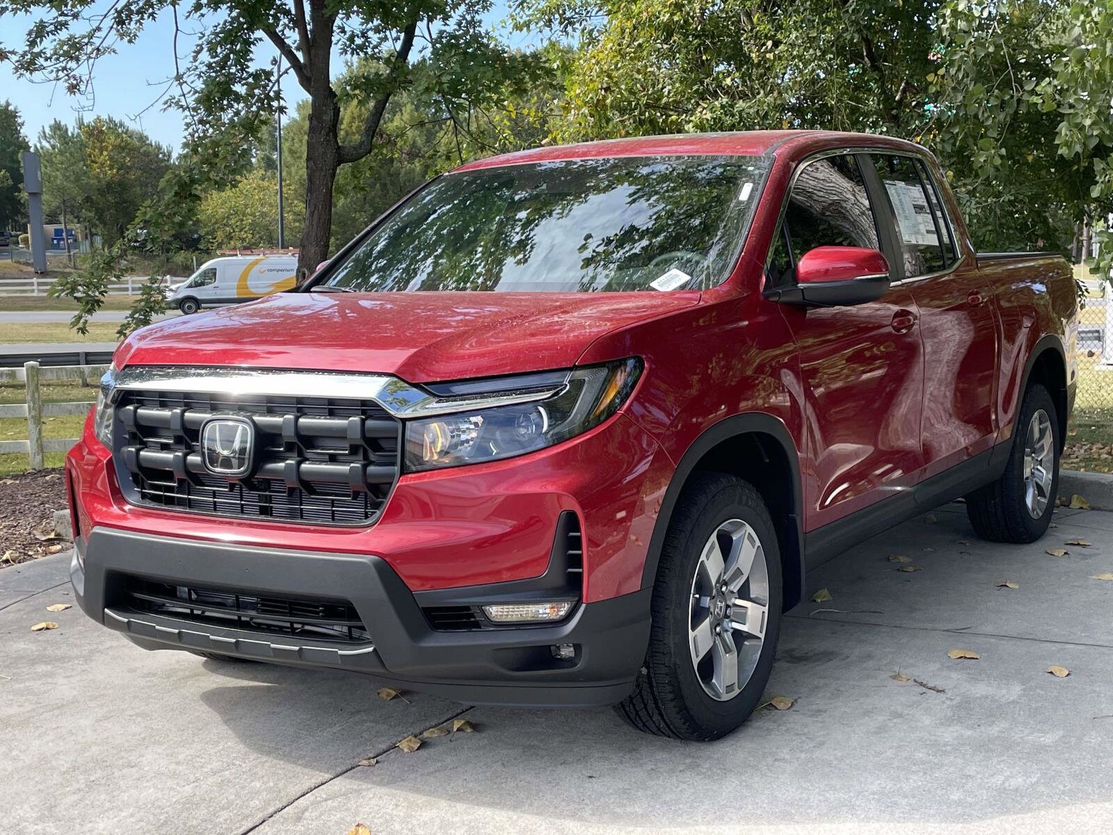 2025 Honda Ridgeline RTL photo 3