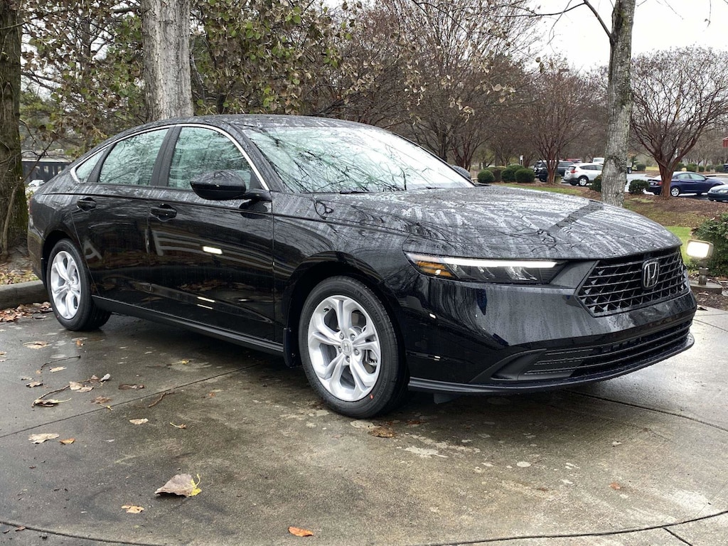 New 2025 Honda Accord LX CVT Sedan