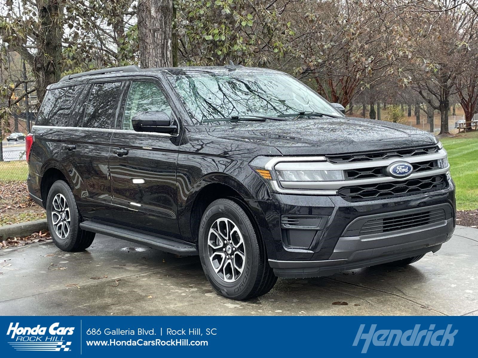 2024 Ford Expedition XLT's photo