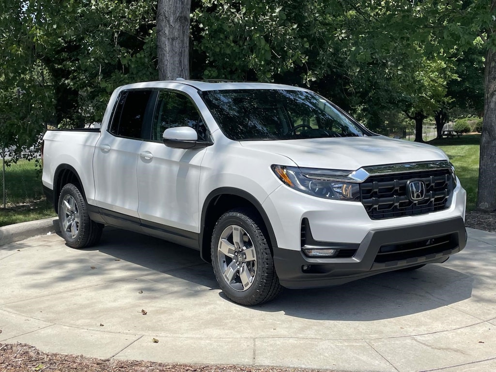 New 2026 Honda Ridgeline RTL Pickup