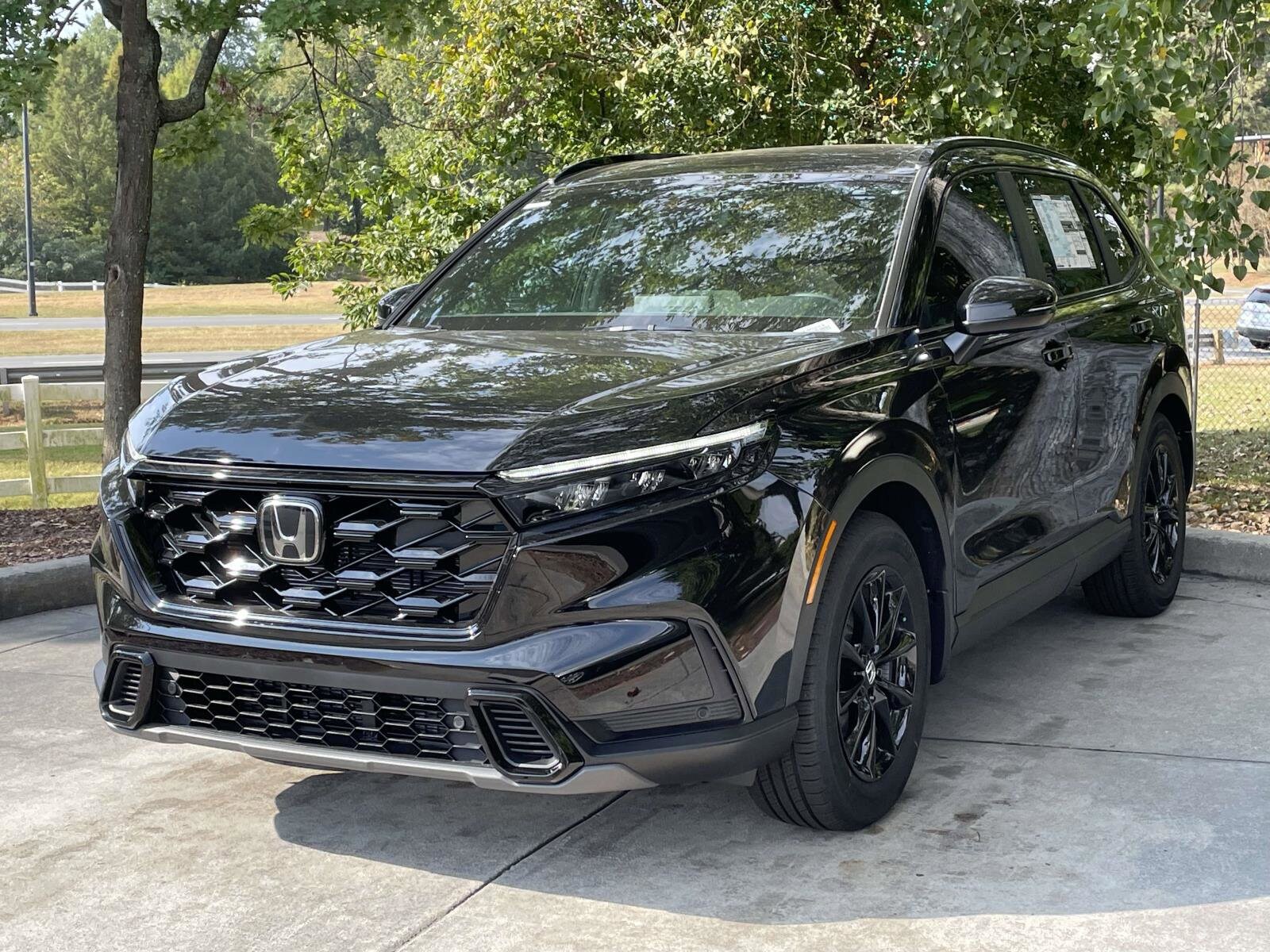 2026 Honda CR-V Hybrid Sport-L photo 2
