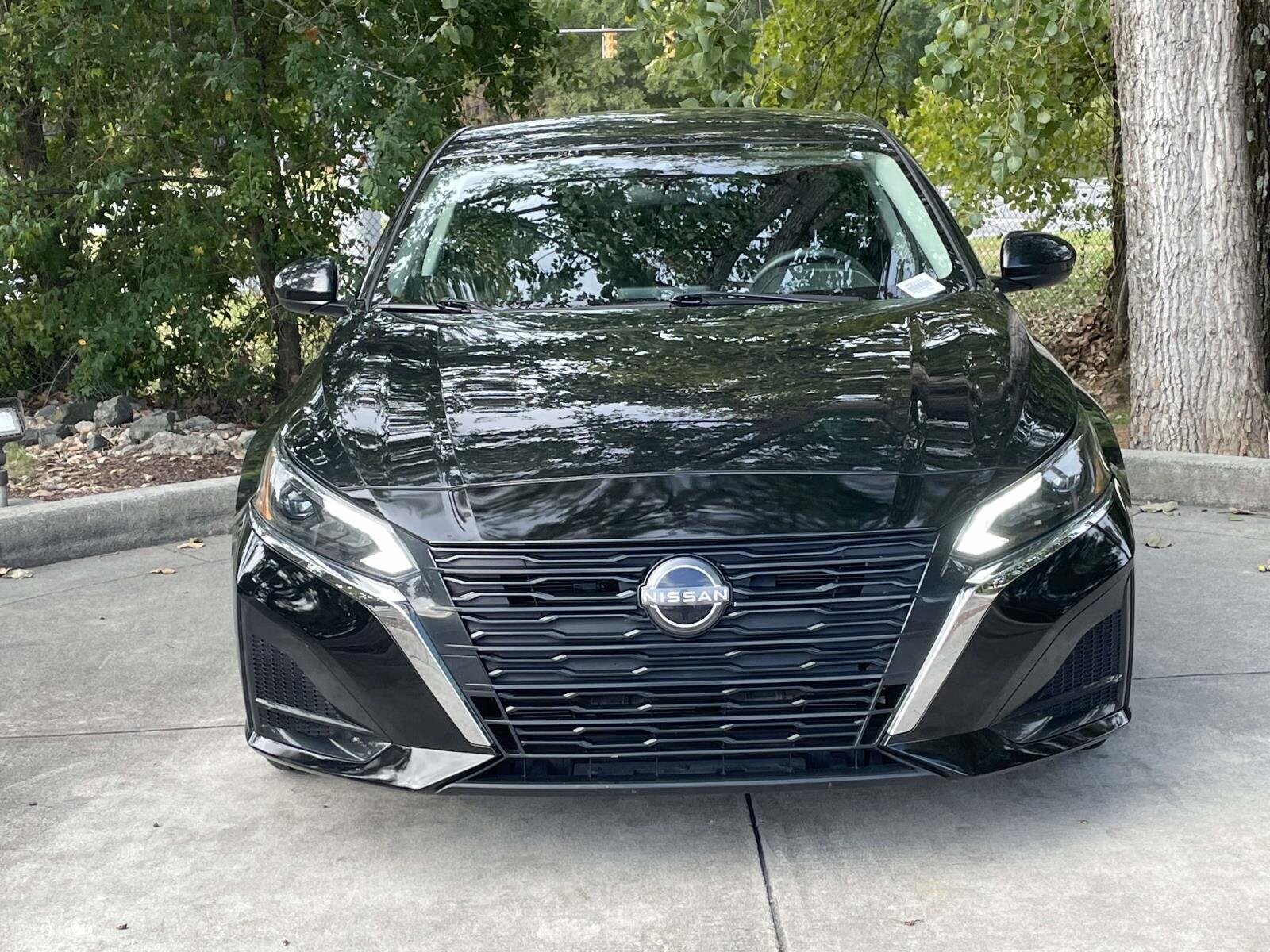 2023 Nissan Altima S photo 2
