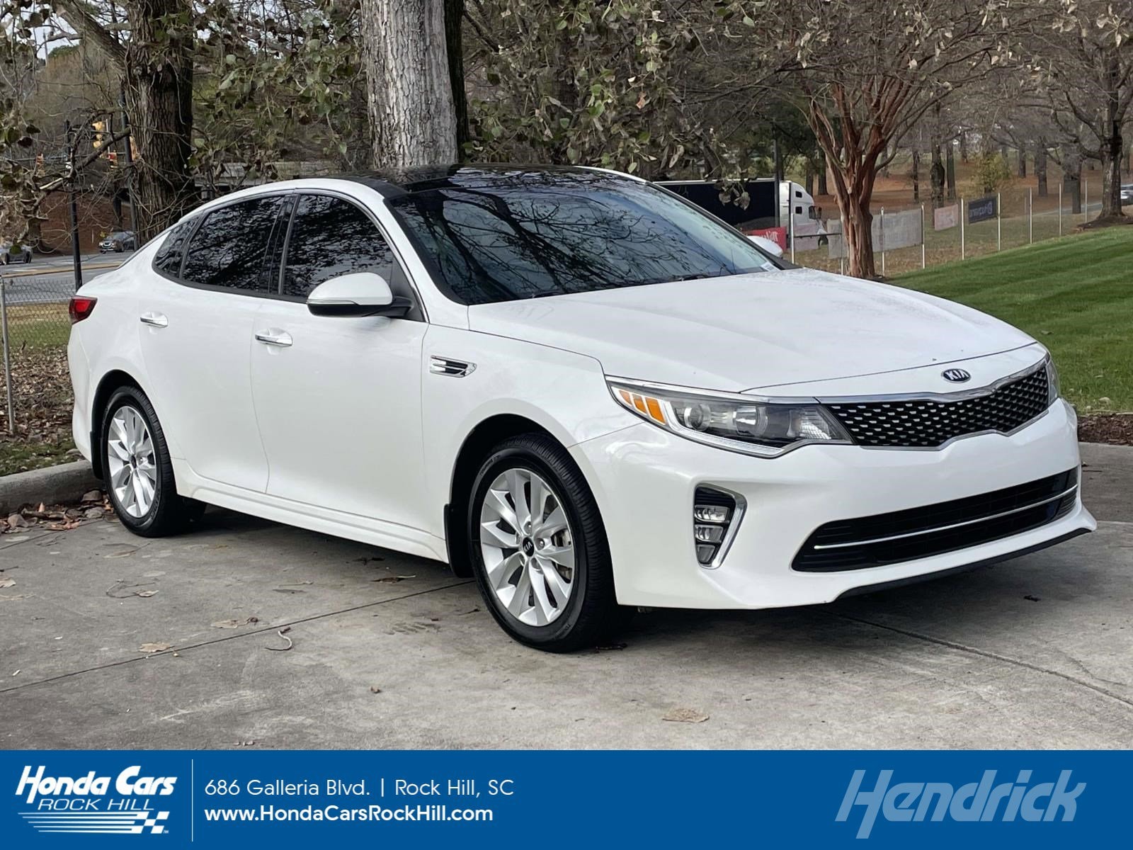 2018 Kia Optima S's photo