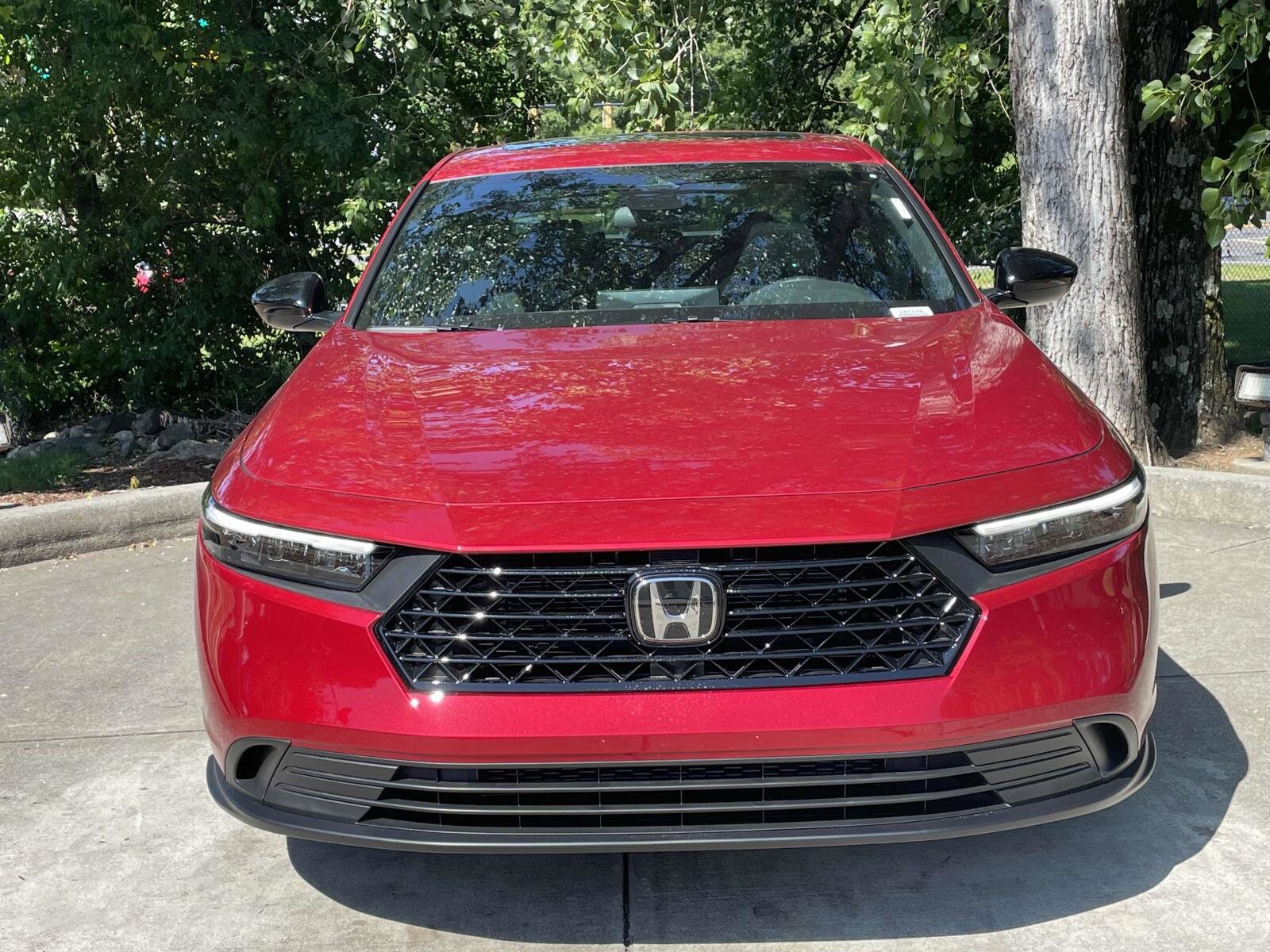 2025 Honda Accord Hybrid Sport photo 2