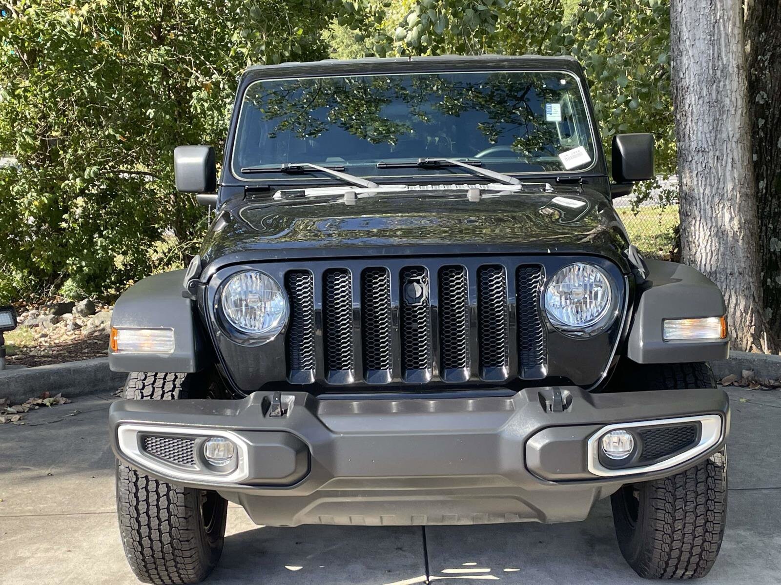 2018 Jeep Wrangler Unlimited Sport photo 2