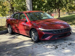 2024 Hyundai Elantra SEL Sedan