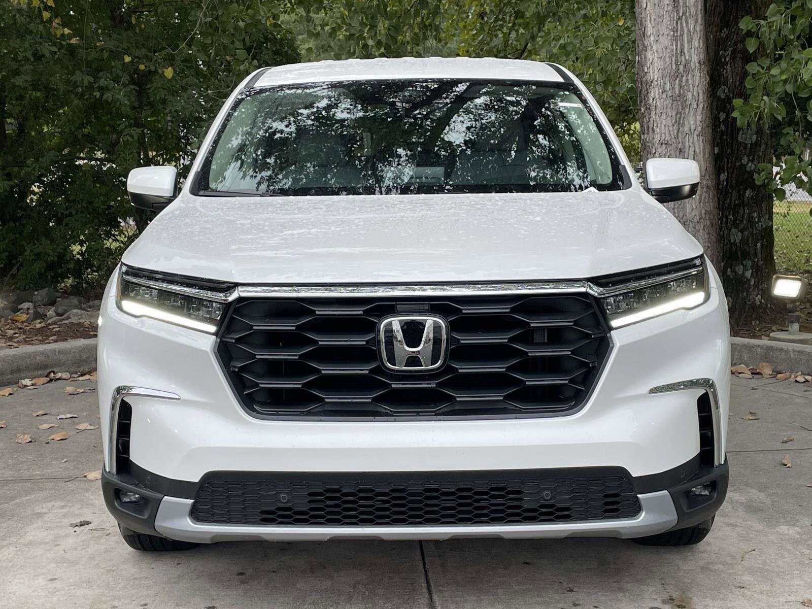 2025 Honda Pilot EX-L photo 2