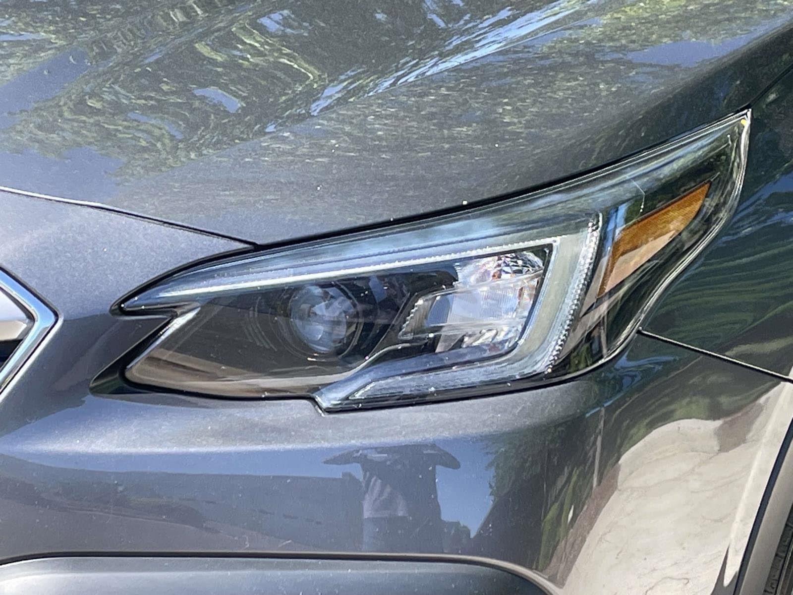 2020 Subaru Outback Premium photo 5