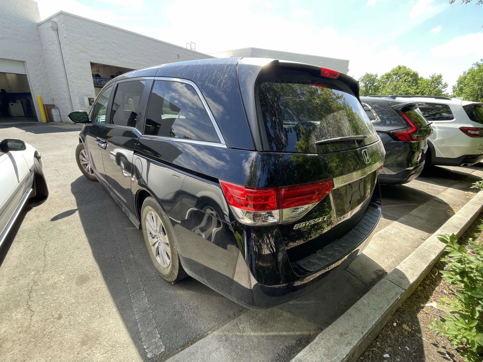 2015 Honda Odyssey EX photo 5