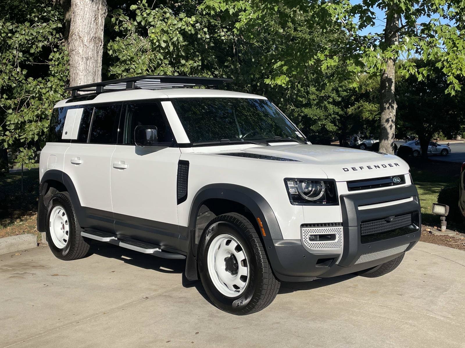 2023 Land Rover Defender S