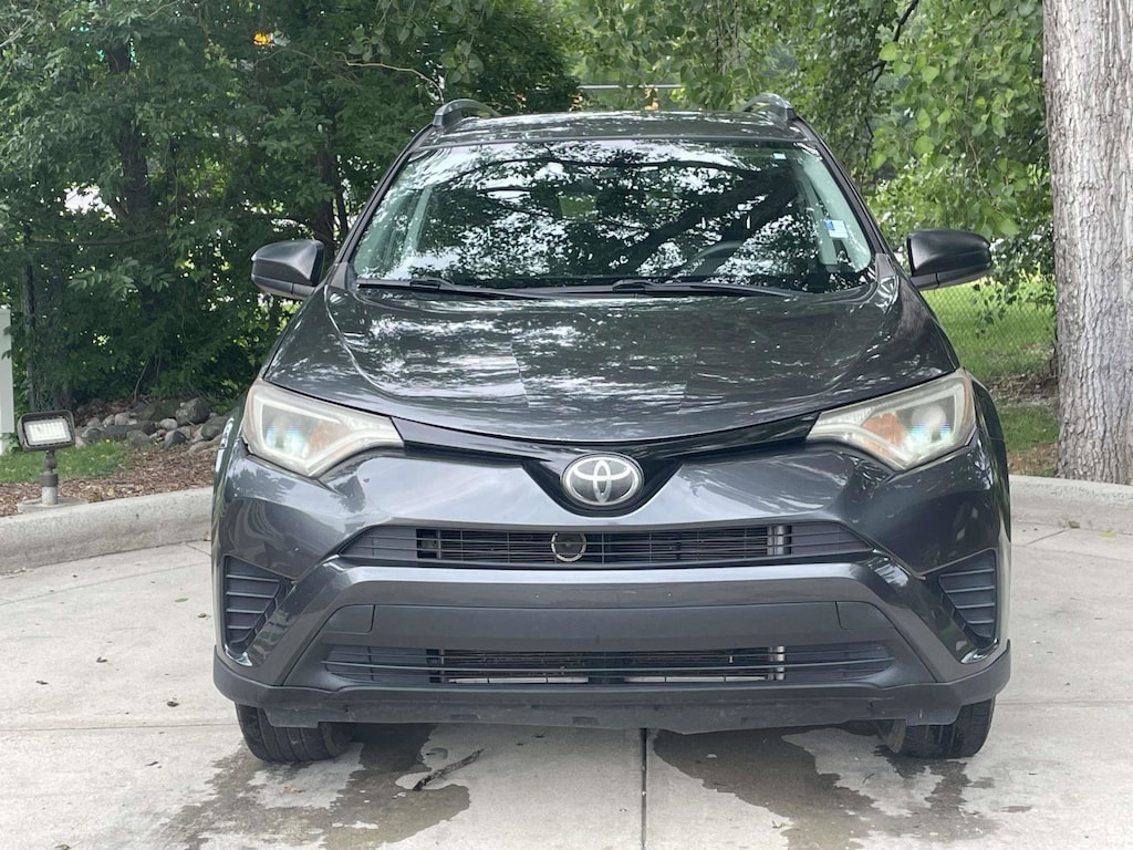 Used 2018 Toyota RAV4 LE SUV