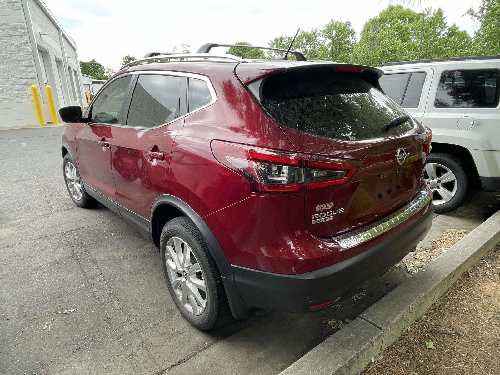 2022 Nissan Rogue Sport SV photo 4