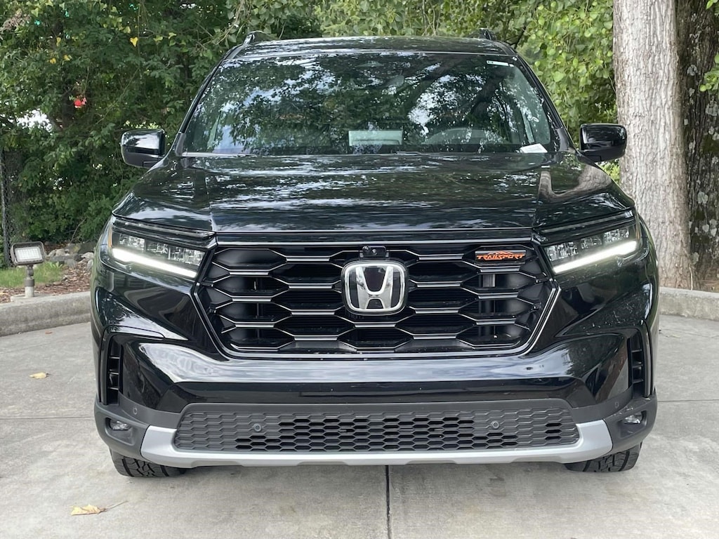 New 2025 Honda Pilot TrailSport SUV