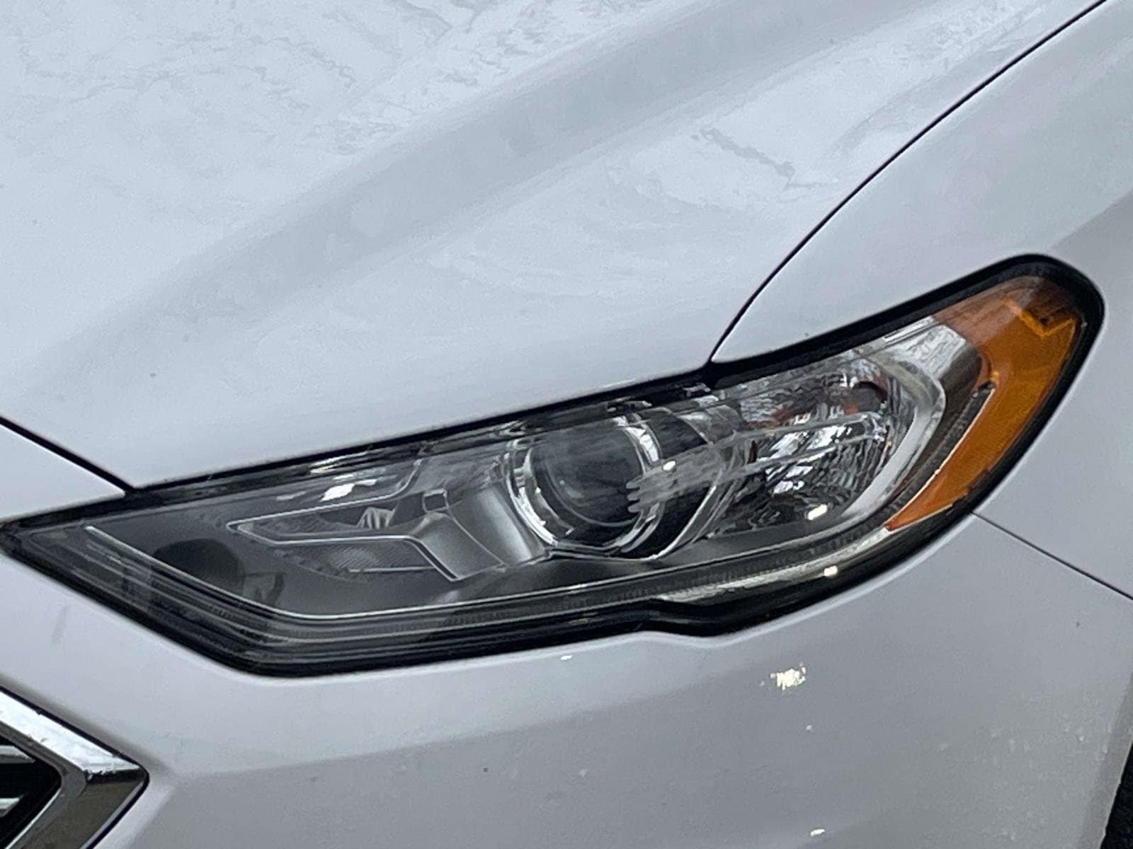 2017 Ford Fusion SE photo 5