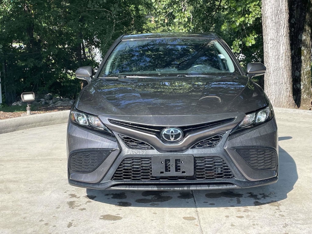 Used 2024 Toyota Camry SE Sedan