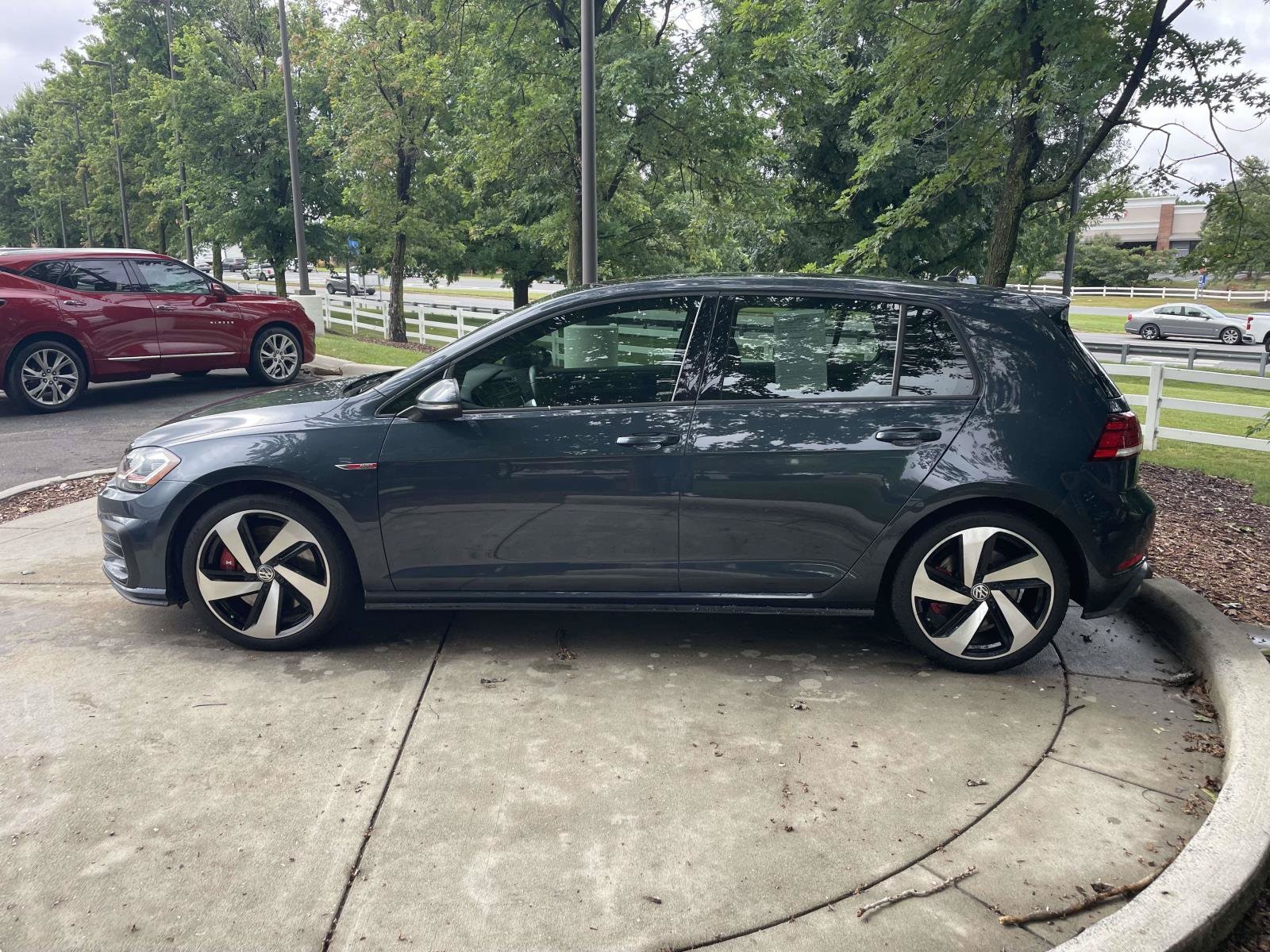 Volkswagen Golf GTI SE