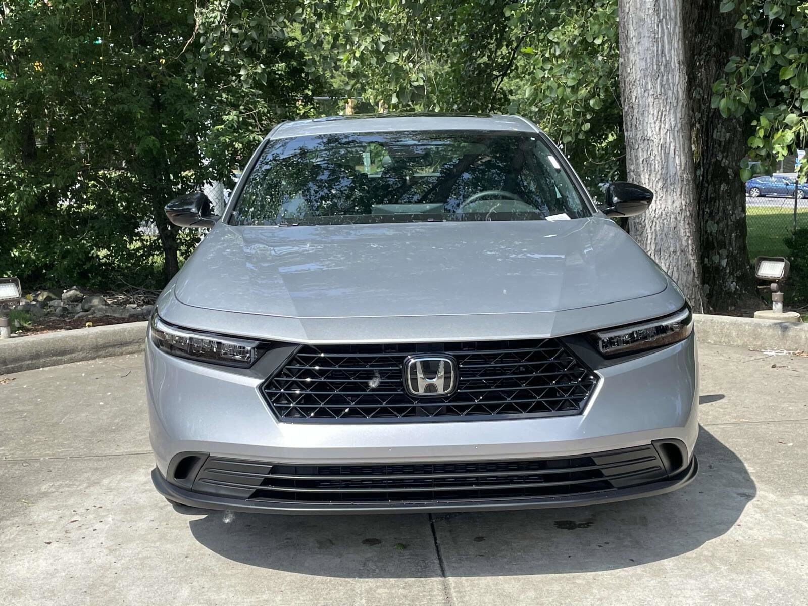 2025 Honda Accord Hybrid Sport photo 2