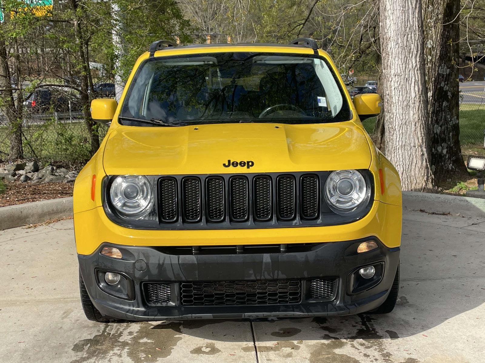 2017 Jeep Renegade Altitude photo 2