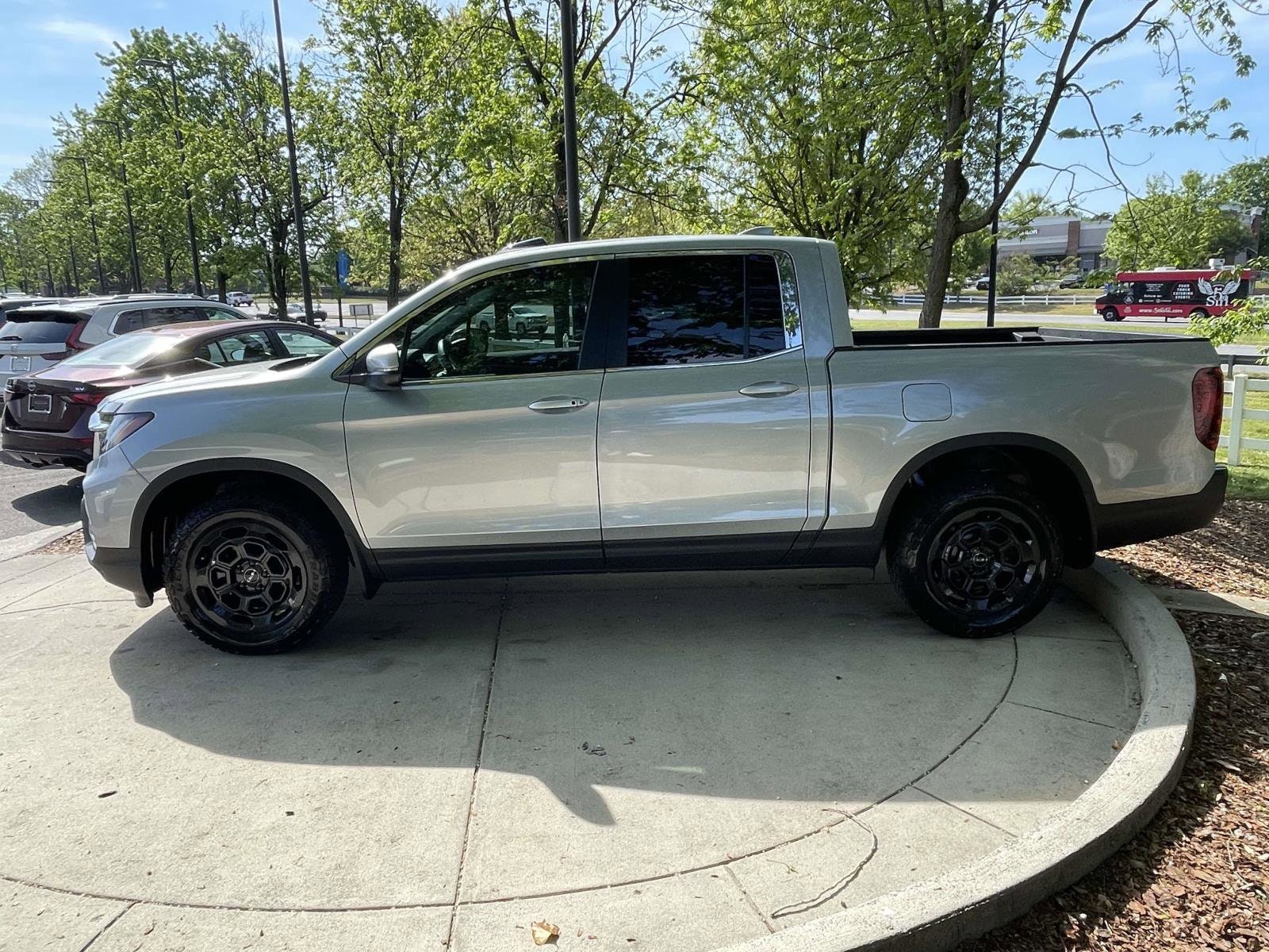 2025 Honda Ridgeline RTL+ photo 6