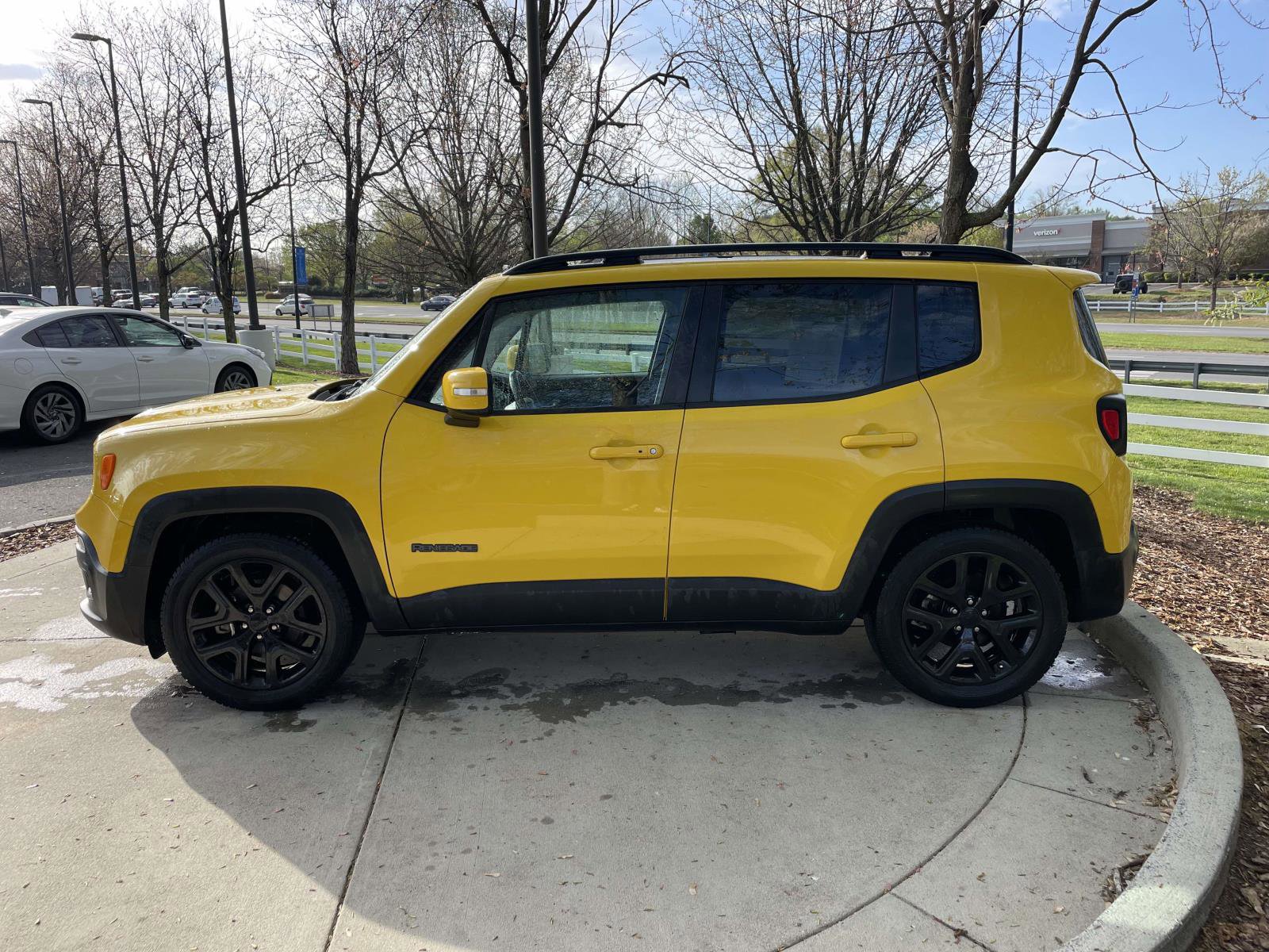 2017 Jeep Renegade Altitude photo 6