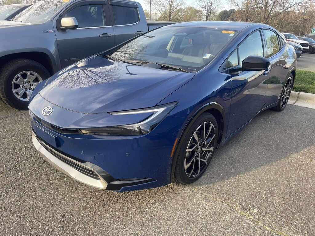 Used 2024 Toyota Prius Prime XSE Hatchback