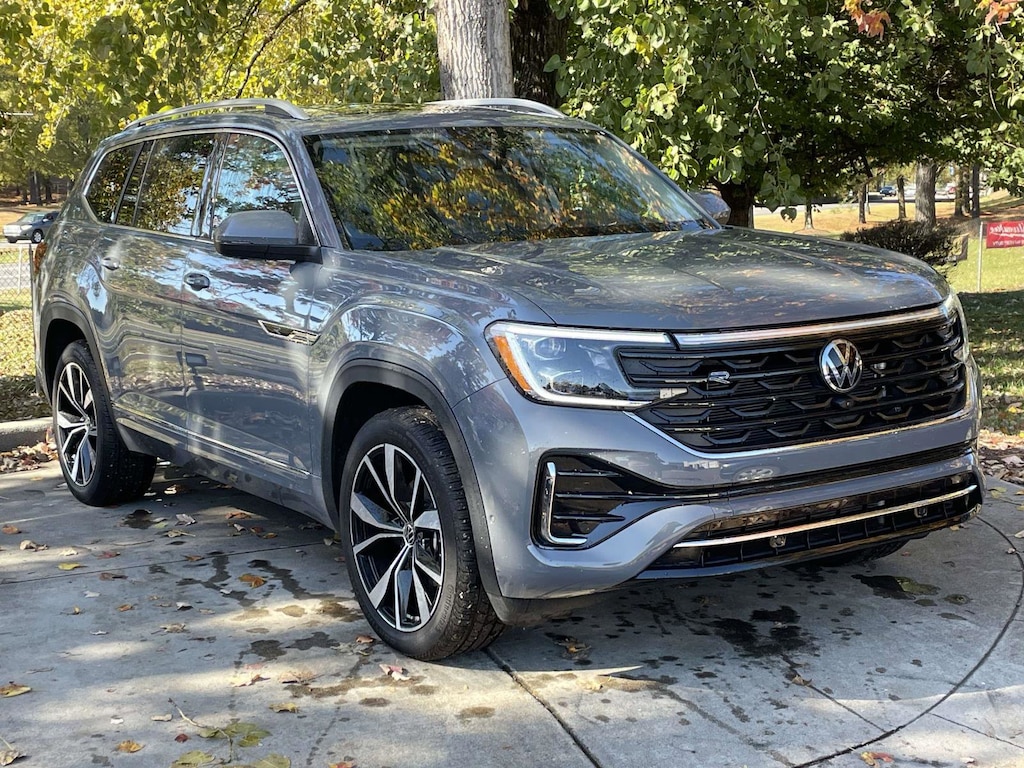 Used 2025 Volkswagen Atlas 2.0T SEL Premium R-Line SUV
