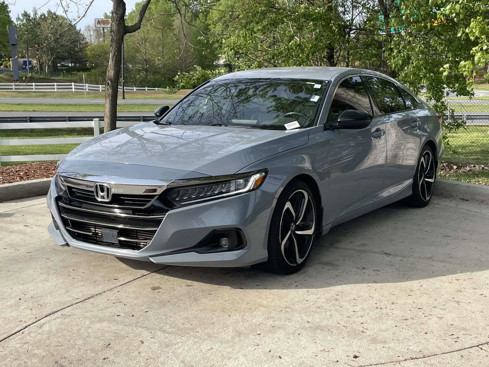 2022 Honda Accord Sport photo 4