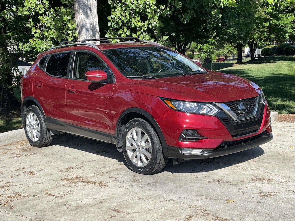 Used 2022 Nissan Rogue Sport SV SUV