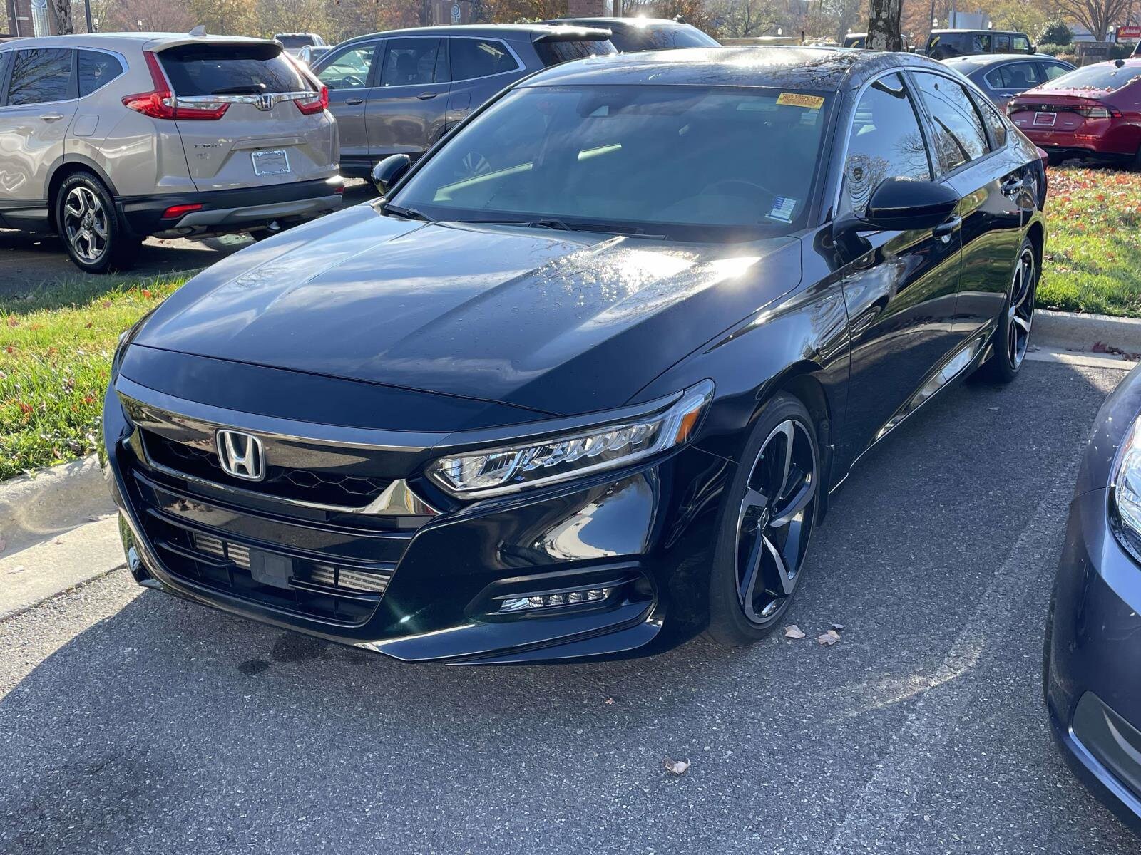 2020 Honda Accord Sport photo 2