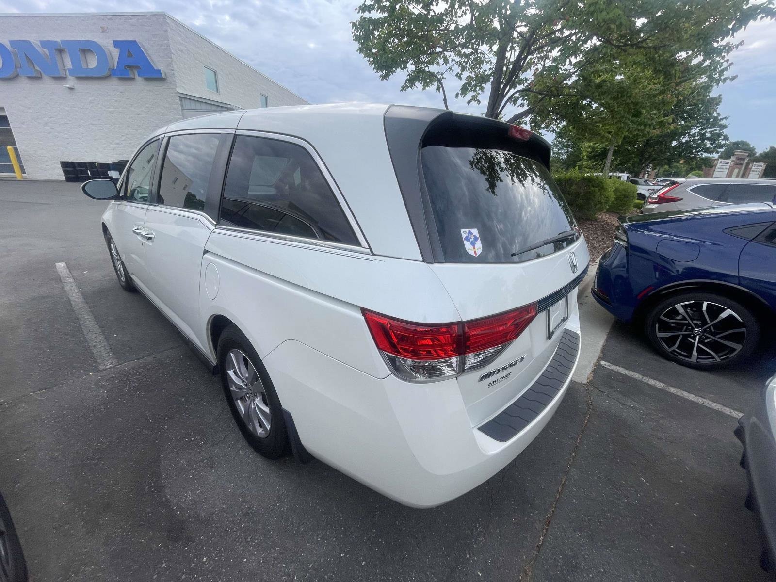 2016 Honda Odyssey EX-L photo 6