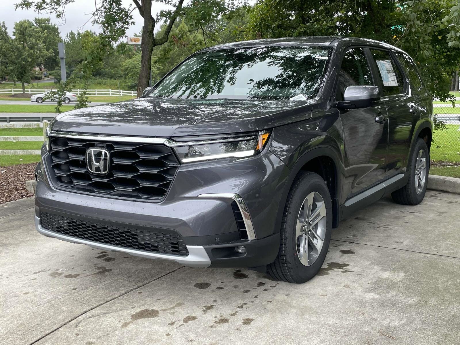 2025 Honda Pilot EX-L photo 3