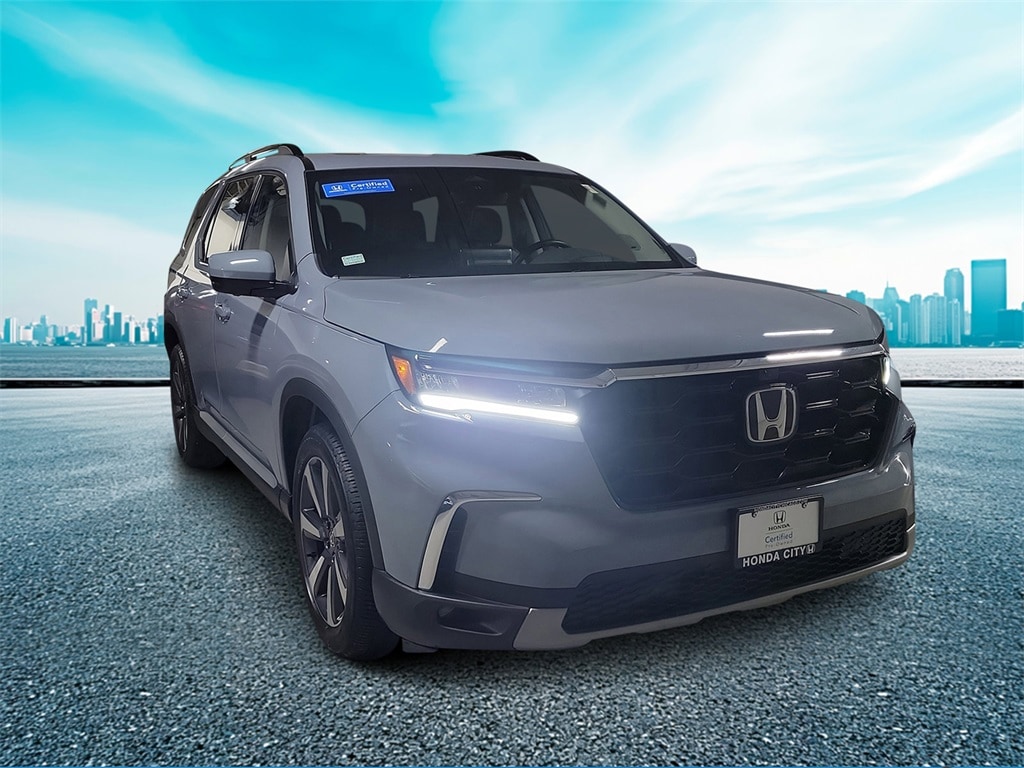 Used 2024 Honda Pilot Elite SUV