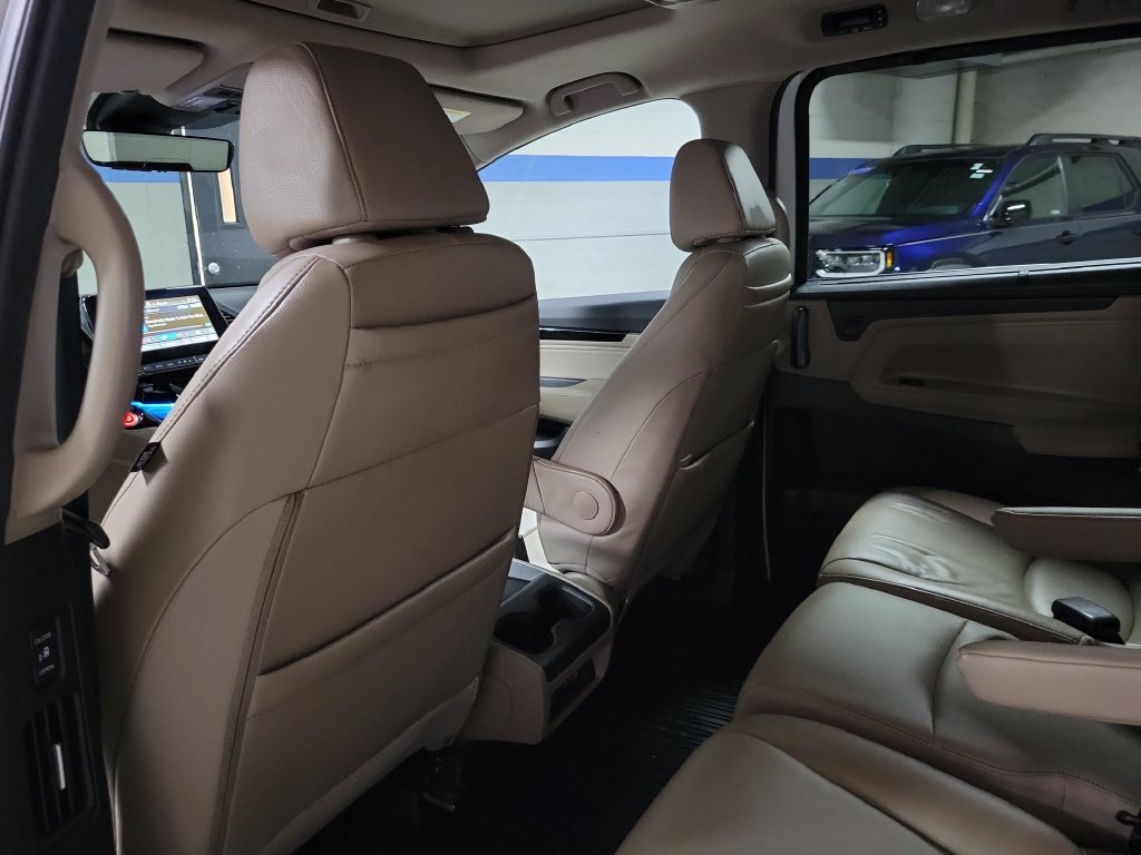 2024 Honda Odyssey Touring - Photo 17