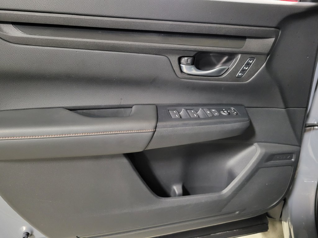 2024 Honda CR-V Sport-L - Photo 20