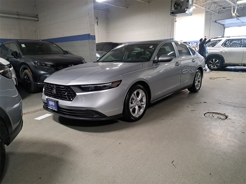 Used 2025 Honda Accord LX Sedan