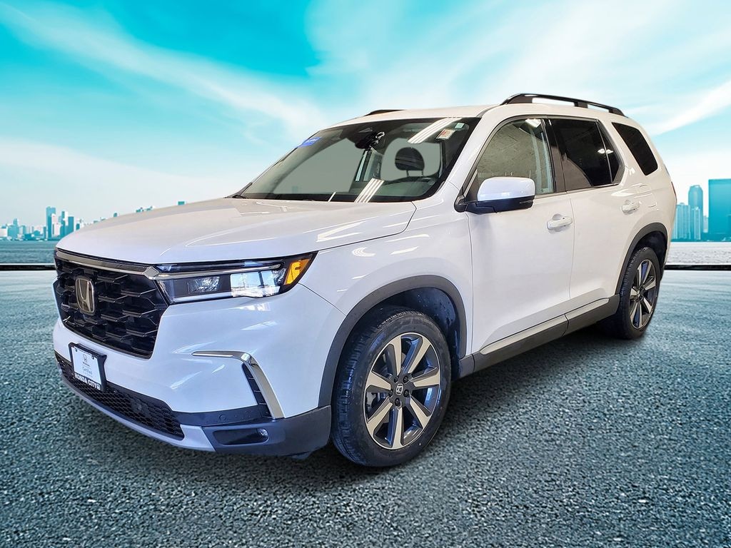 Used 2024 Honda Pilot Touring SUV