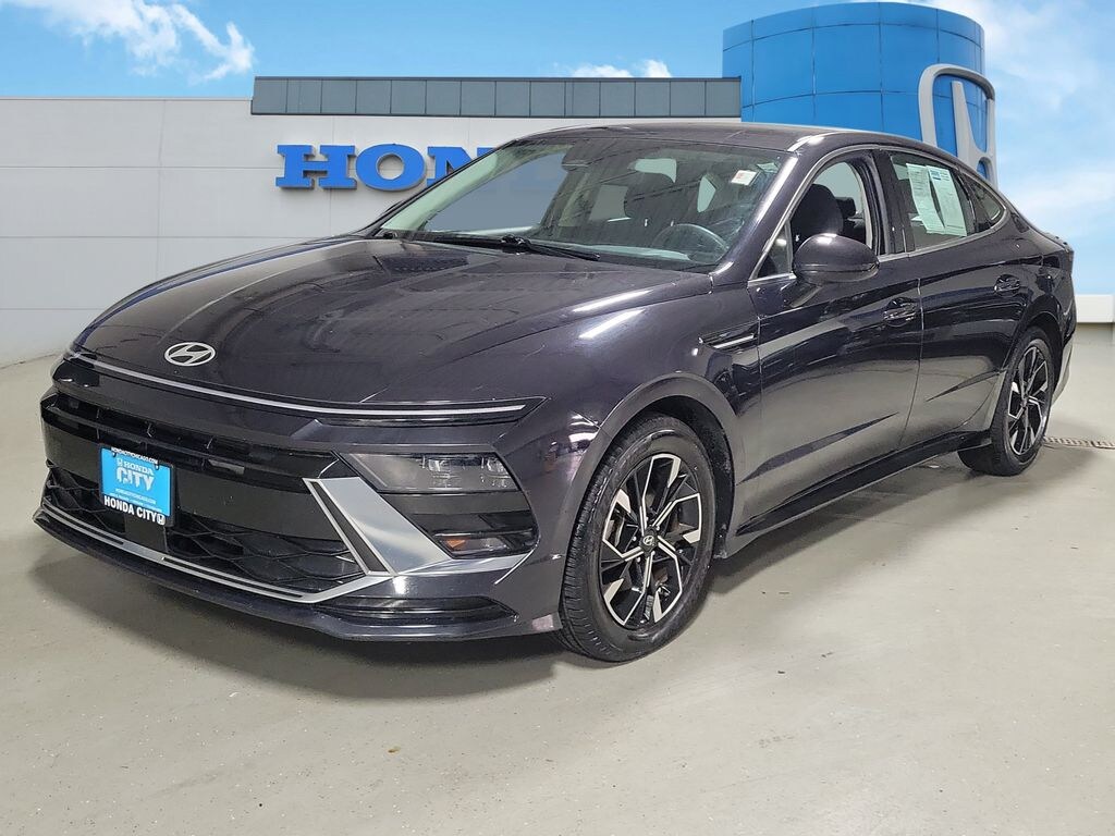 Used 2024 Hyundai Sonata SEL Sedan