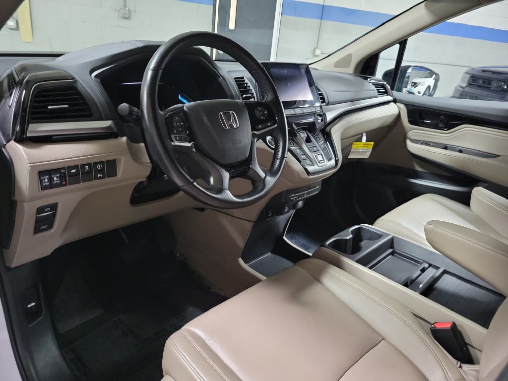 2024 Honda Odyssey Touring - Photo 11