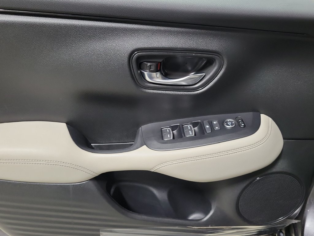 2025 Honda HR-V EX-L - Photo 18