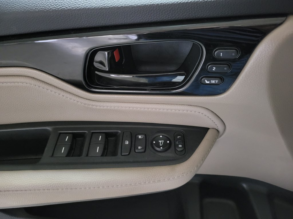 2024 Honda Odyssey Touring - Photo 22
