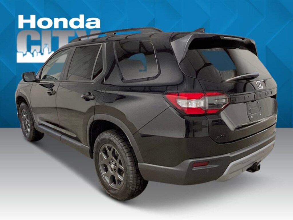 New 2025 Honda Pilot TrailSport SUV