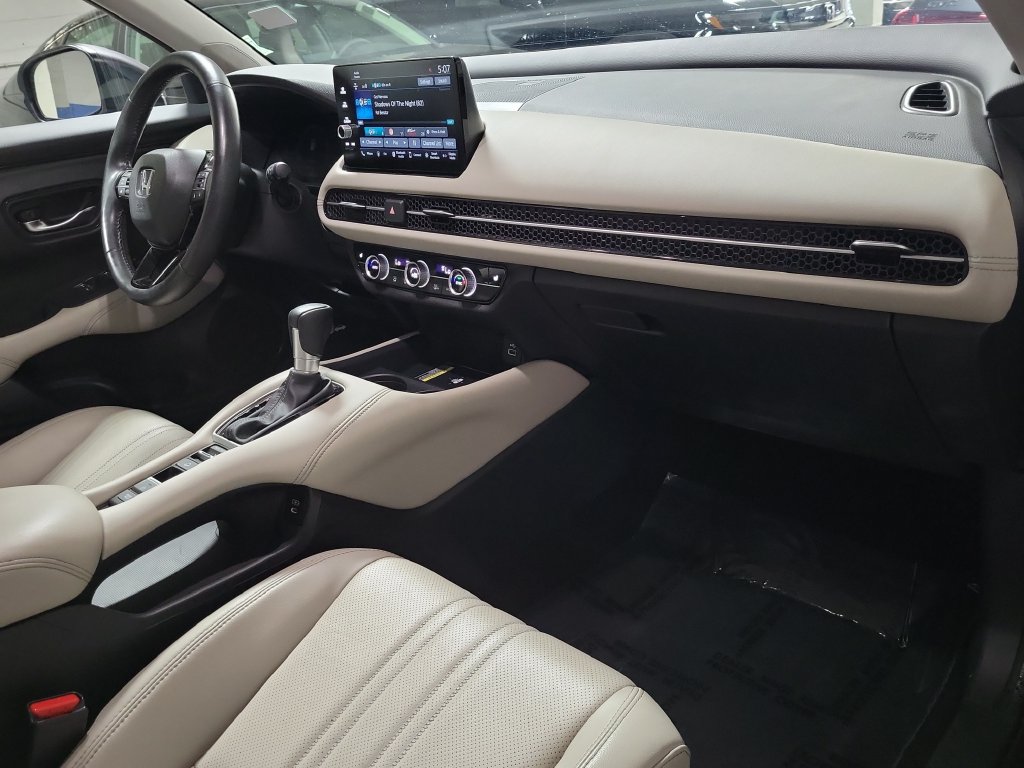 2025 Honda HR-V EX-L - Photo 10