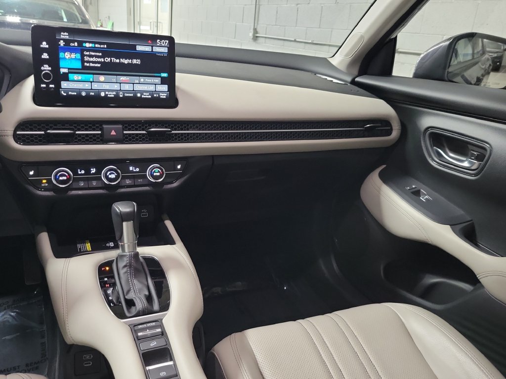 2025 Honda HR-V EX-L - Photo 13