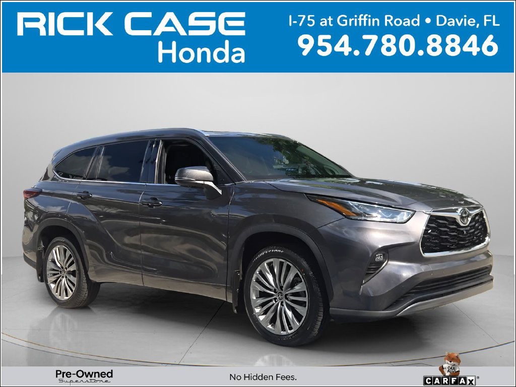 Used 2024 Toyota Highlander Platinum SUV